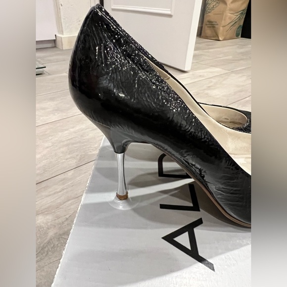 Black shiny leather Aldo heels - Picture 3 of 3